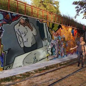 Meet your Posher, Devin